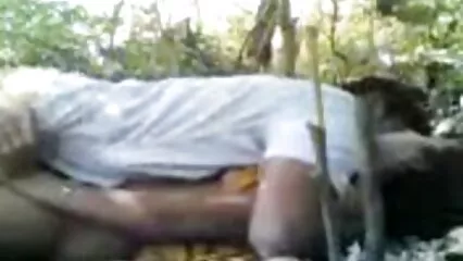 Un hombre le metió el coño a su esposa lamiéndole videos caseros adultos el culo y el ano.