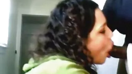 , lamiendo el coño en videos pornos caseros españolas el baño y la fiesta