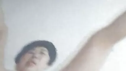 Joven videos pormos caseros secretaria complaciendo el sexo de su jefe y recibiendo semen en la boca