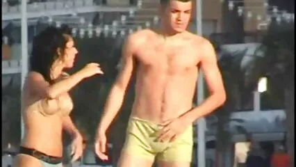 El chico terminó en todo el videos caseros teniendo sexso coño y los muslos de la chica después de tener relaciones sexuales con ella