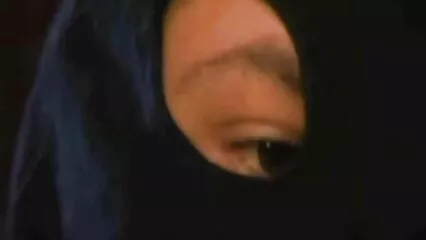 Lindo masturbándose joven x videos caseros gratis papá de pelo oscuro