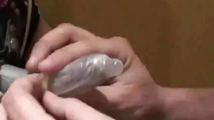 Hombre gordo videos anales caseros gratis extiende rubia con grandes tetas para mamada y esposa besada