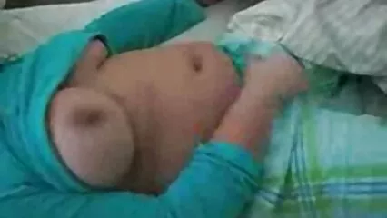 Putas experimentadas tragan pollas en las amígdalas videos pornos caseros de mujeres mayores y follan juntas con el beso de un hombre