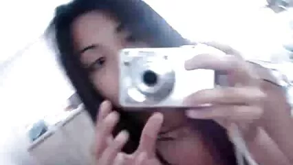 Hermosas medias gimen en voz alta cuando videos caseros en trios está follando con cáncer besándose