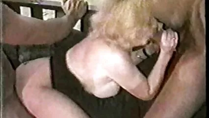 Un hombre lamiendo el esperma de su amante videos pornos caseros hd